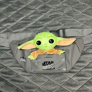 Star Wars The Mandalorian Baby Yoda Small Zipper Bag Pouch